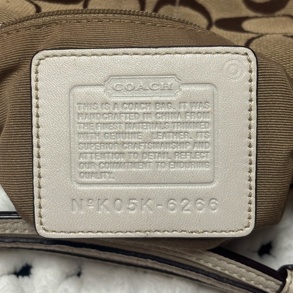 Coach soho signature canvas shoulder bag - Picture 2 of 6